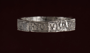 Dziewięcioboczny pierścień, fot. materiały prasowe