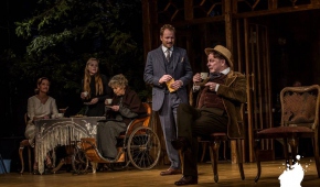 "Wujaszek Wania", reż. Iwan Wyrypajew, foto: Teatr Powszechny w Łodzi