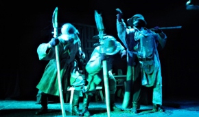 Scena ze spektaklu "Karczma pod białym łabędziem", fot.P.Reising