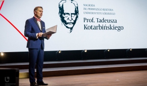 Marek Zając, prowadzący galę konkursu, fot. materiały prasowe UŁ